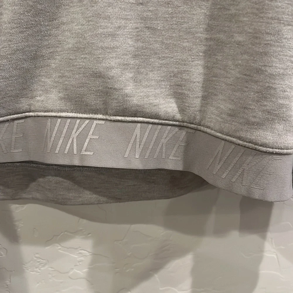 Nike Pullover